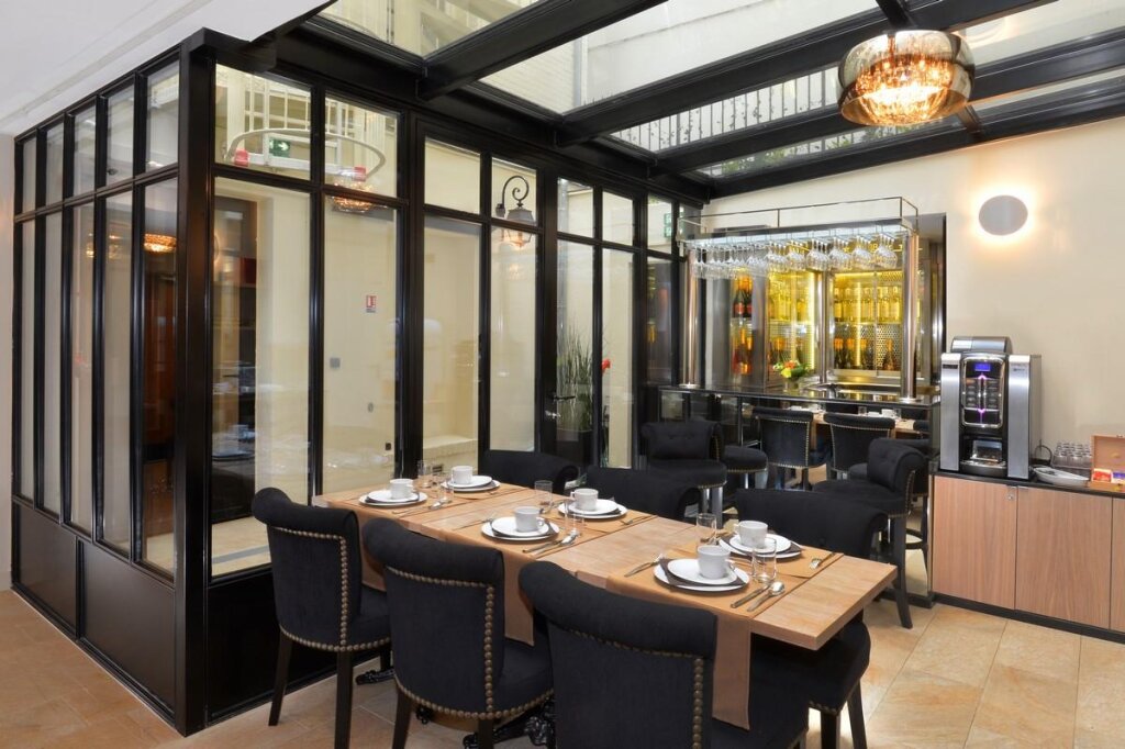 Hotel Le 18 Paris 10