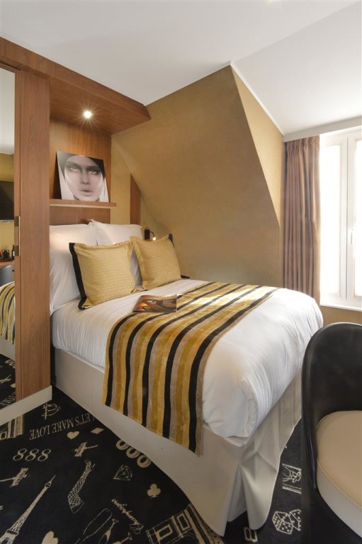 Hotel Le 18 Paris 13