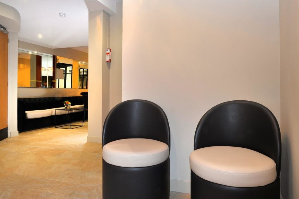 Hotel Le 18 Paris 6