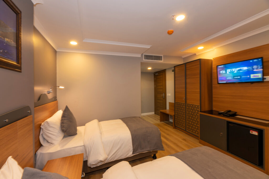 New Emin Hotel 12