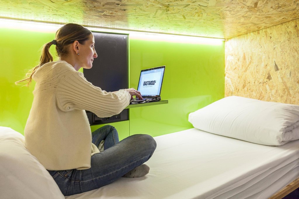 Bastardo Hostel 8