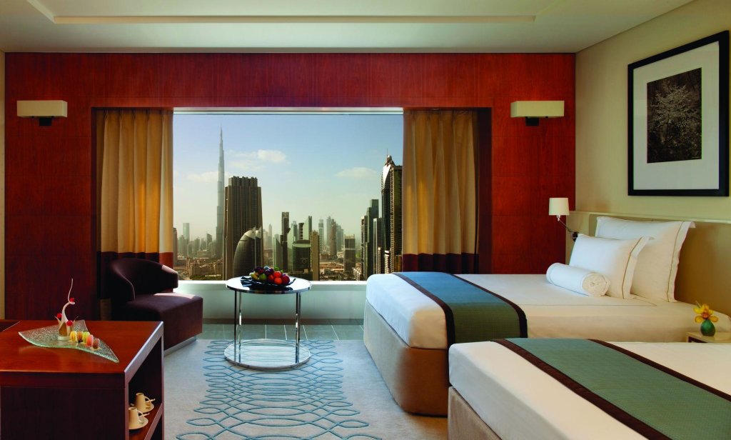 Jumeirah Emirates Towers 13