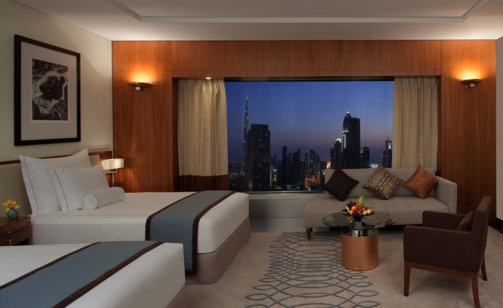 Jumeirah Emirates Towers 17