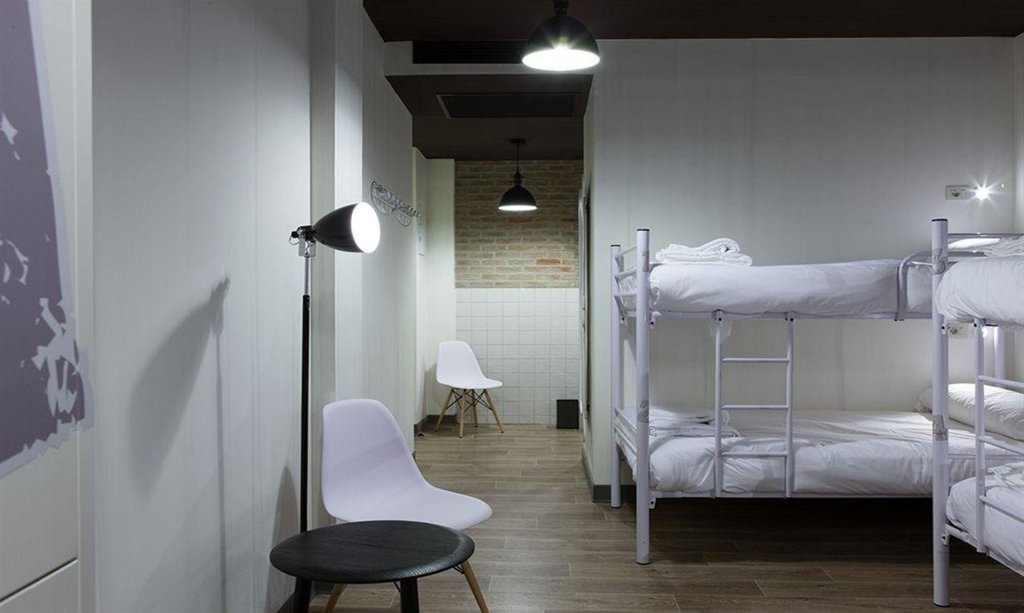 Room007 Ventura Hostel 19