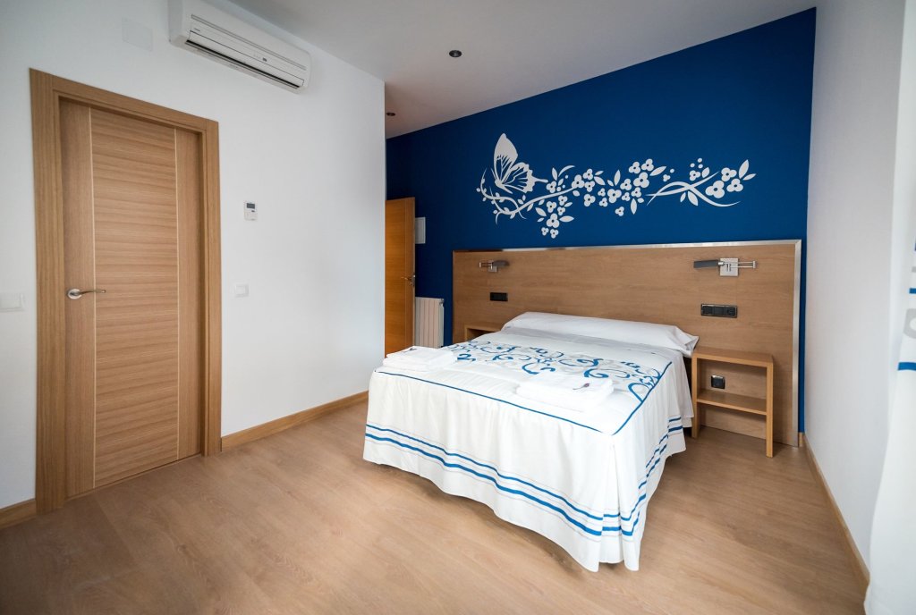 Hostal Carracedo 13
