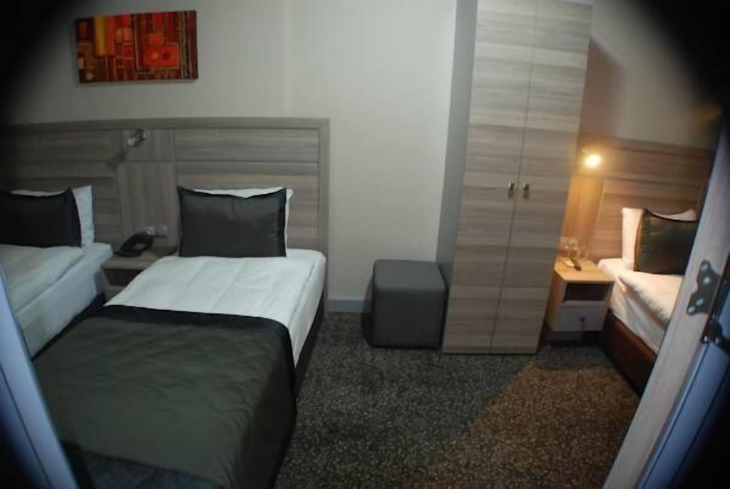 Sinem Hotel 9