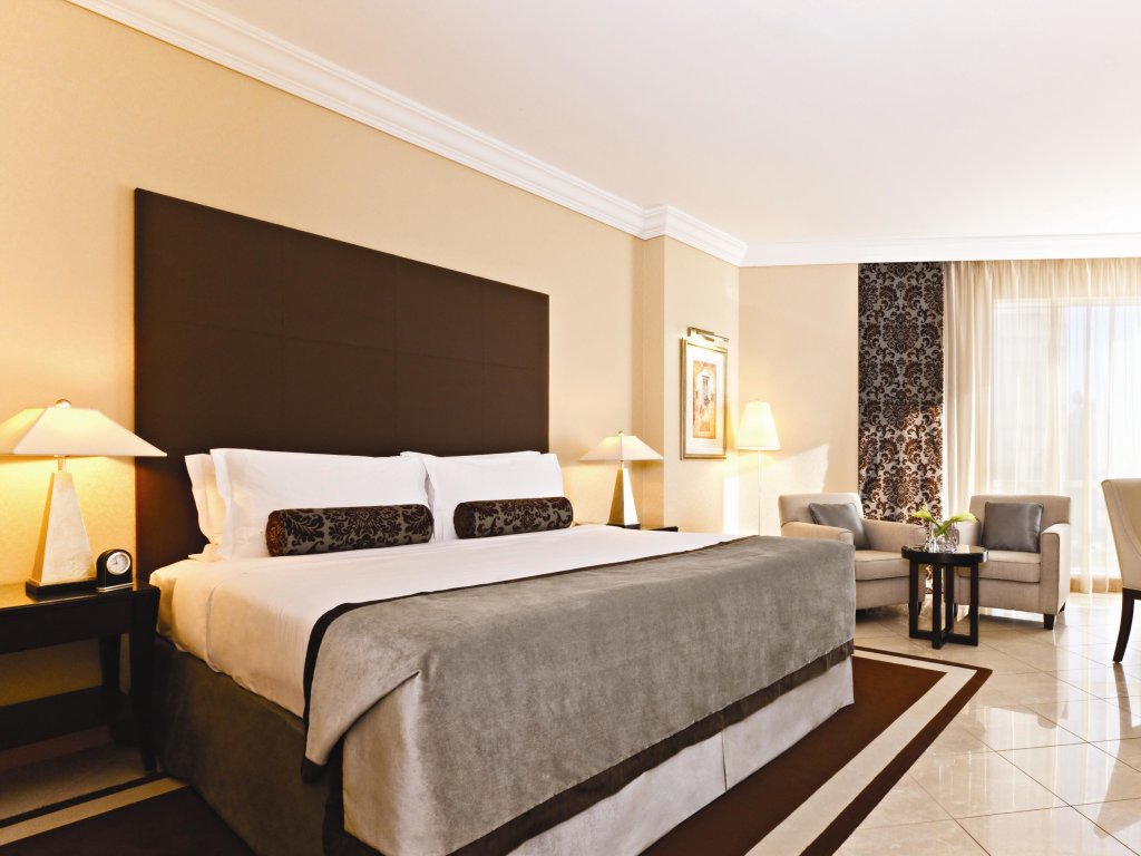 Fairmont Dubai 12