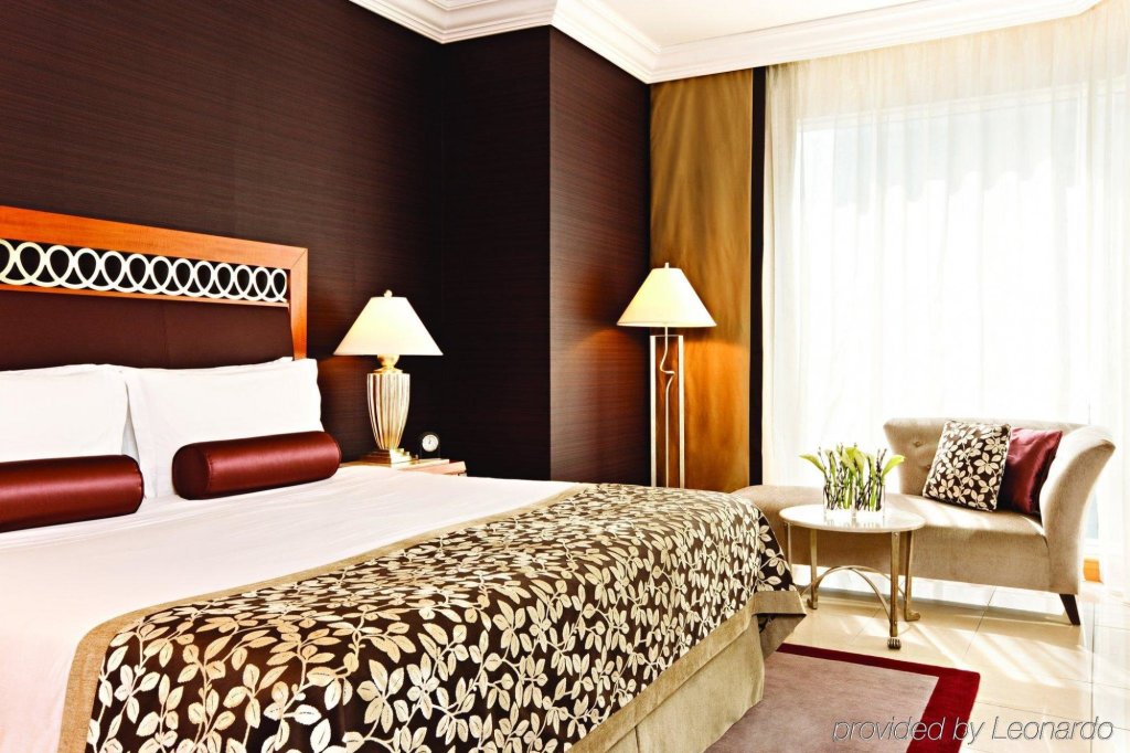 Fairmont Dubai 13