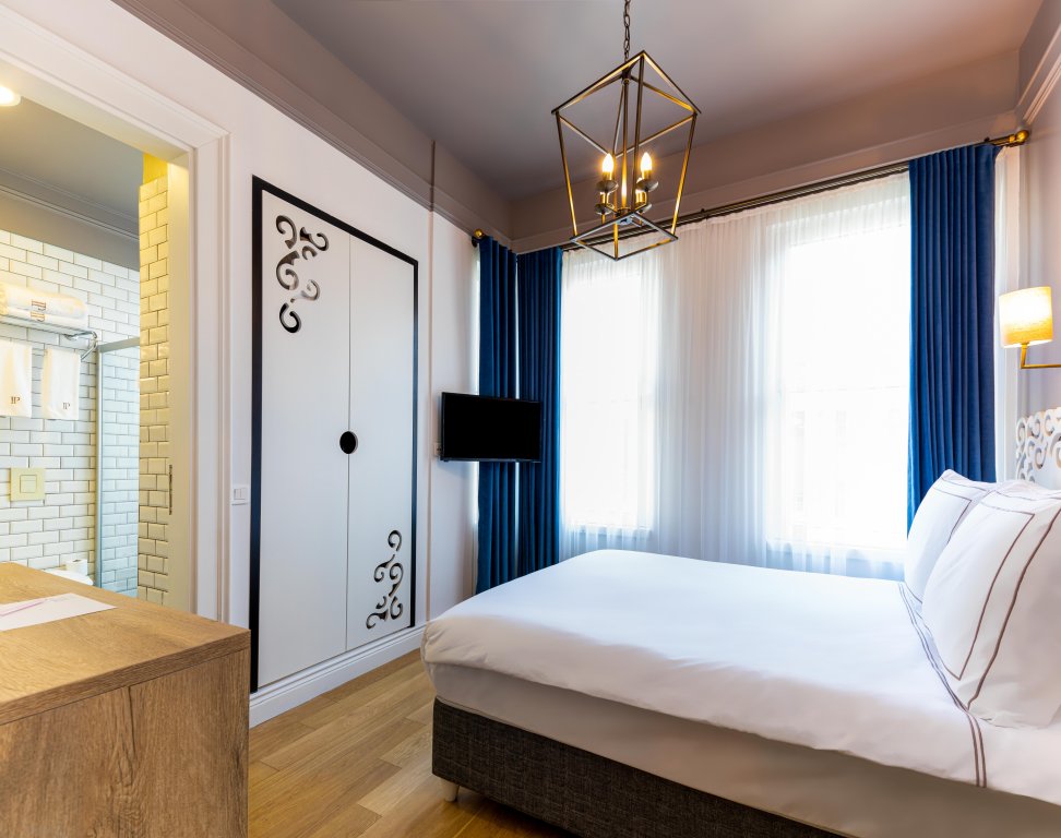 Petros Hotel 20