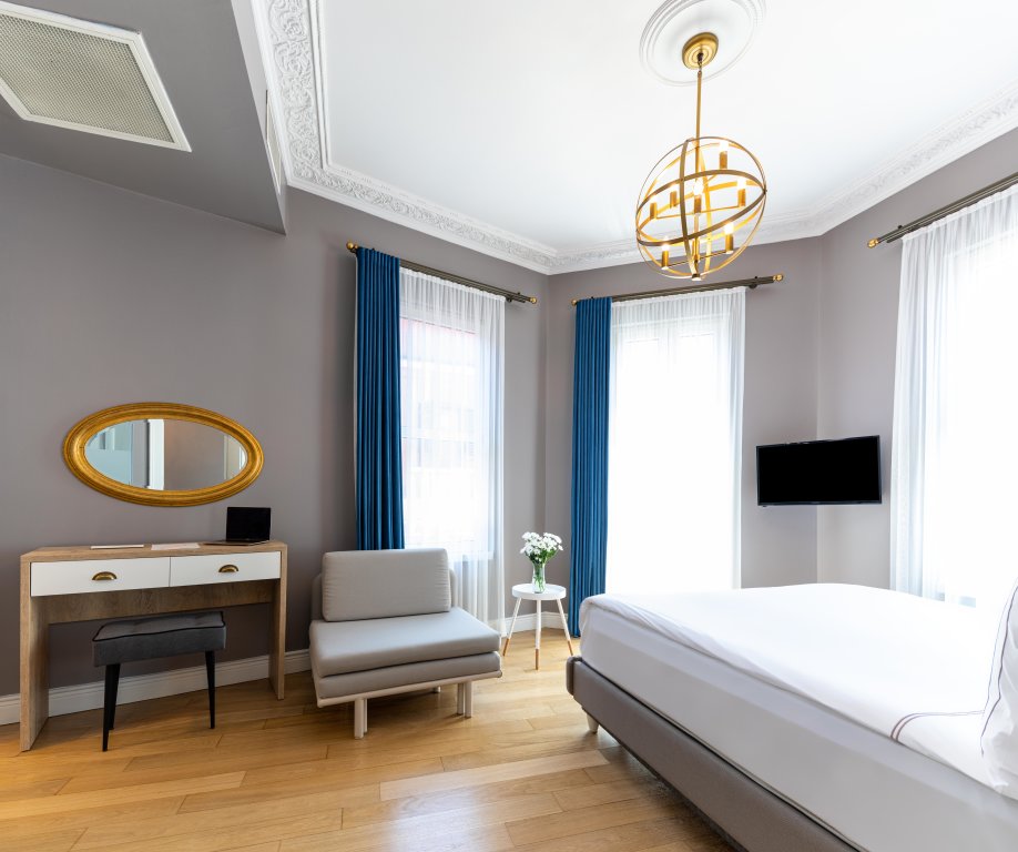Petros Hotel 23