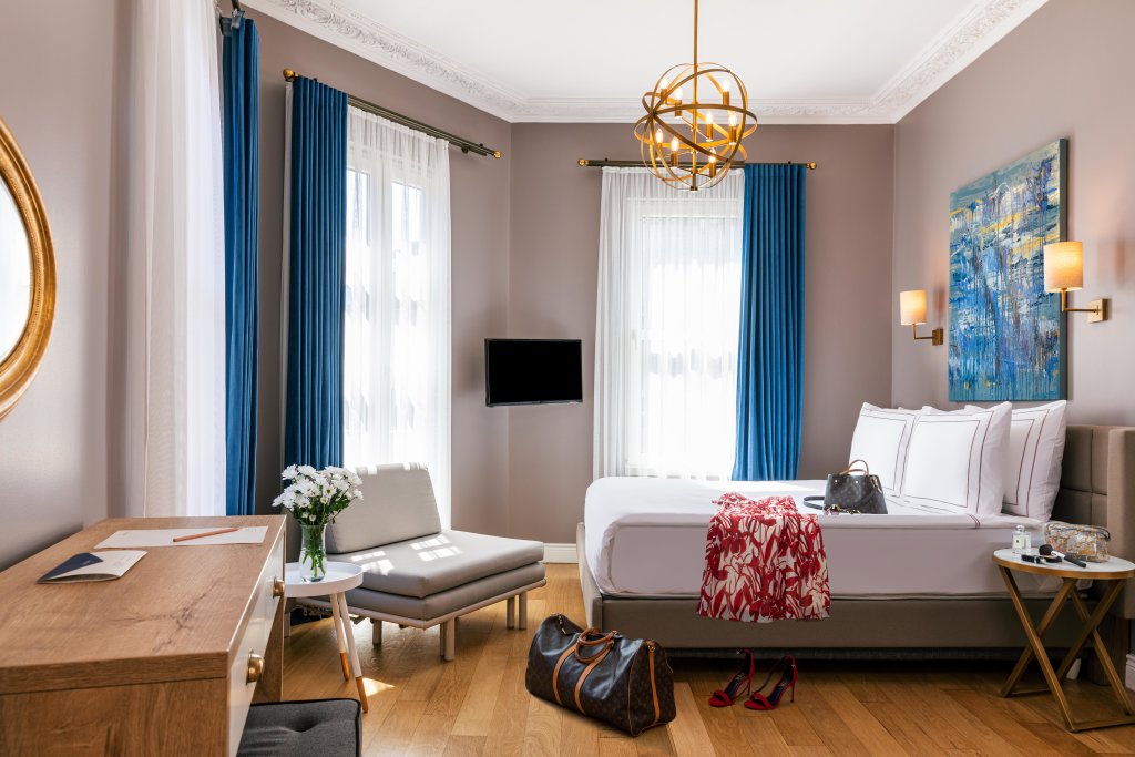Petros Hotel 3