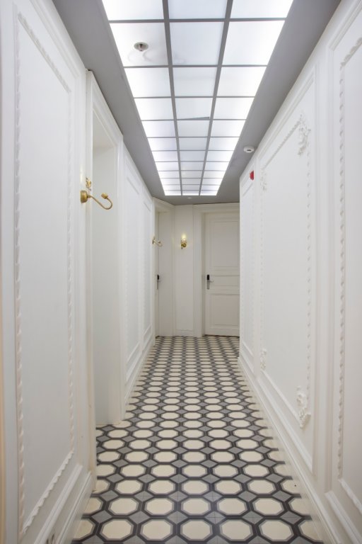Petros Hotel 7