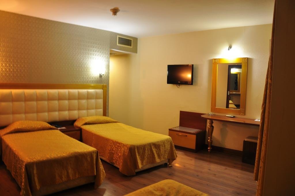 Hotel Kayalar 18
