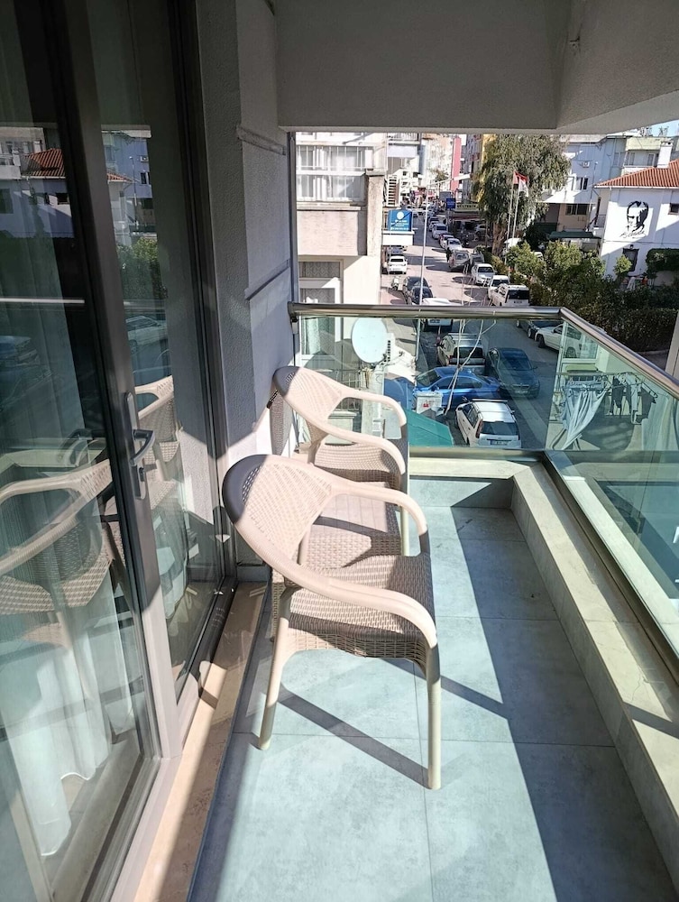 Zenia Otel 22