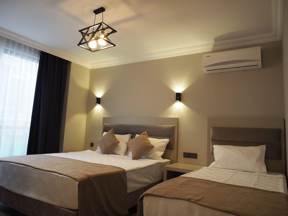 Zenia Otel 6
