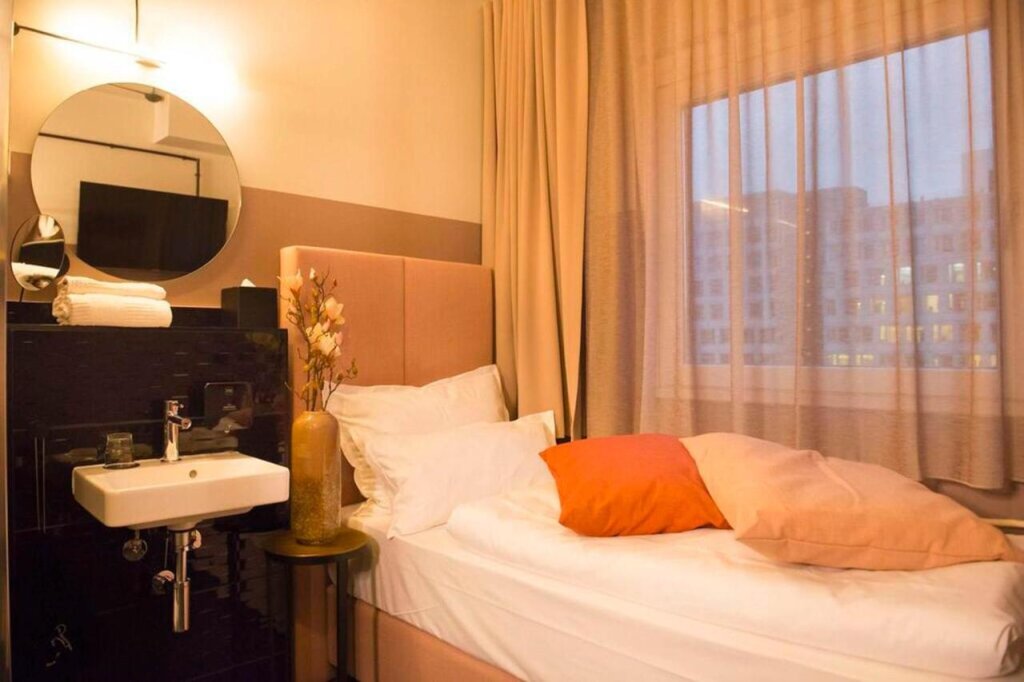 Hotel Neuer Fritz Berlin 8