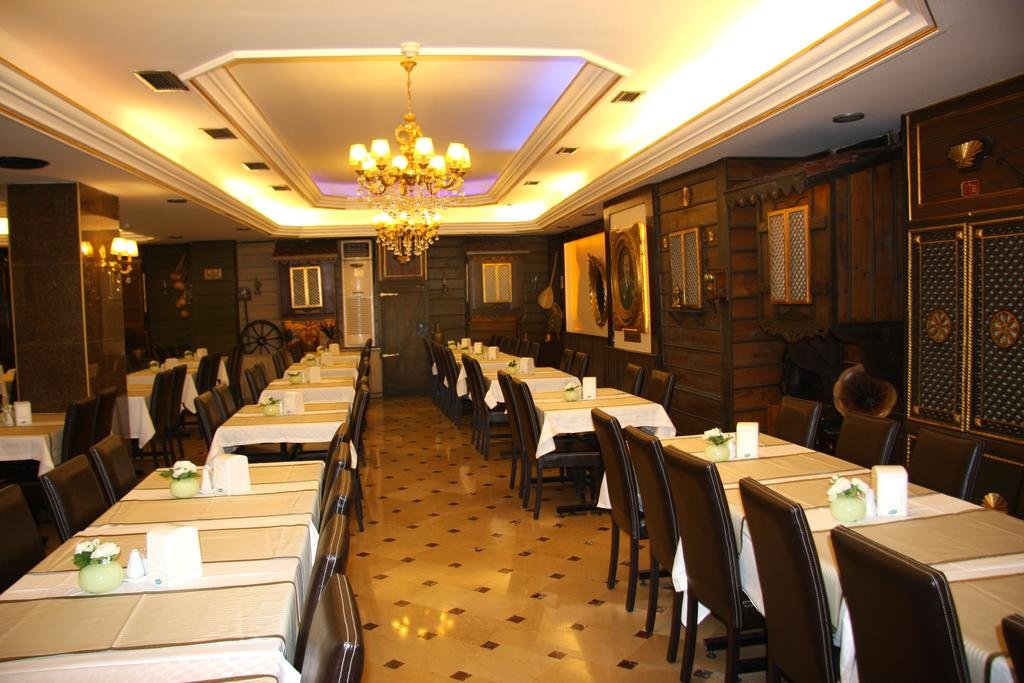 Grand Ant Hotel 10