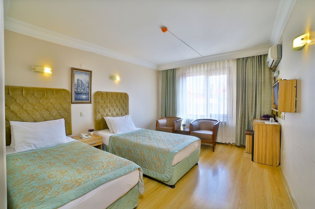 Grand Ant Hotel 23