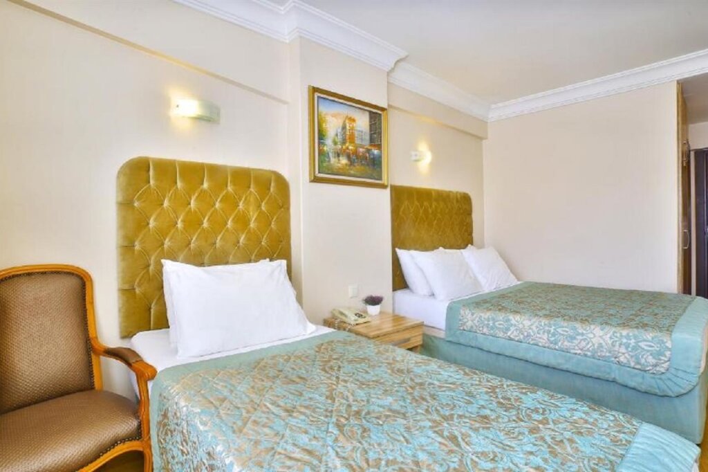 Grand Ant Hotel 3