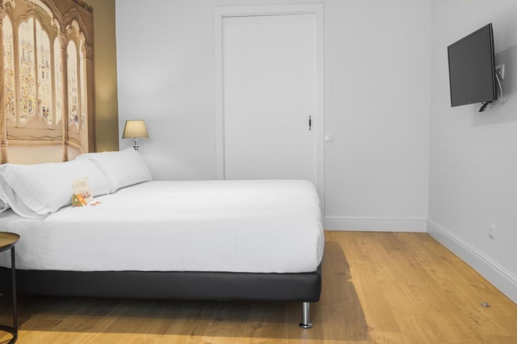 Mesón Castilla Atiram Hotel 6