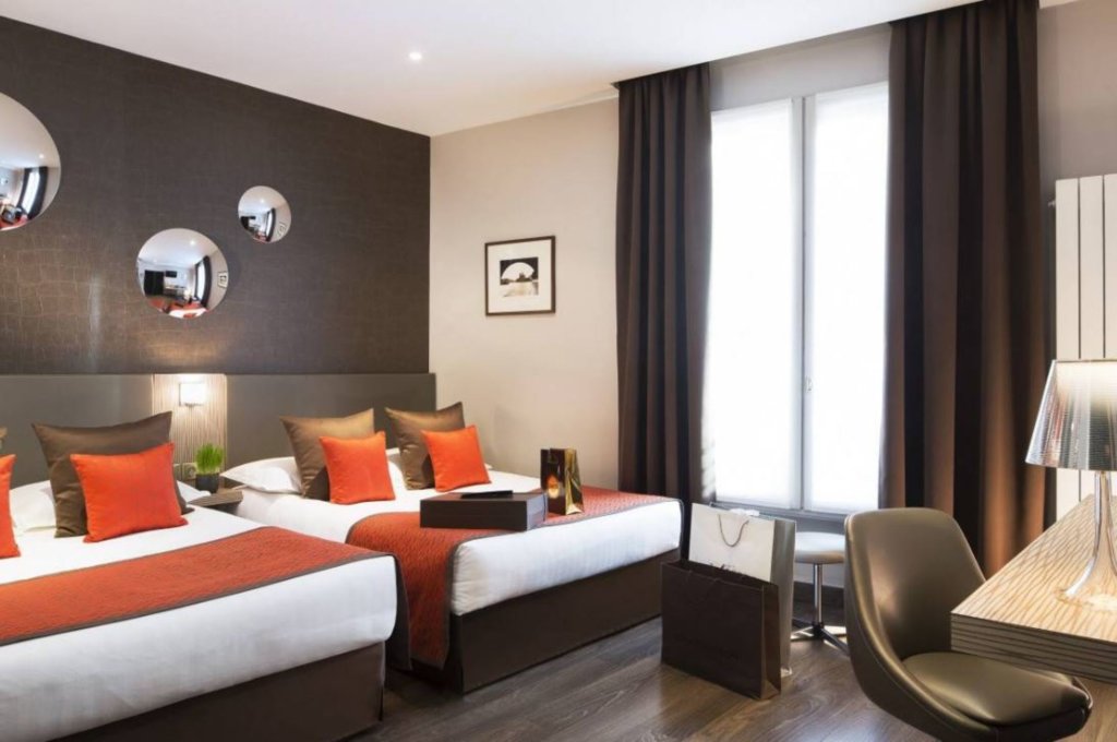 Hotel Acropole 24