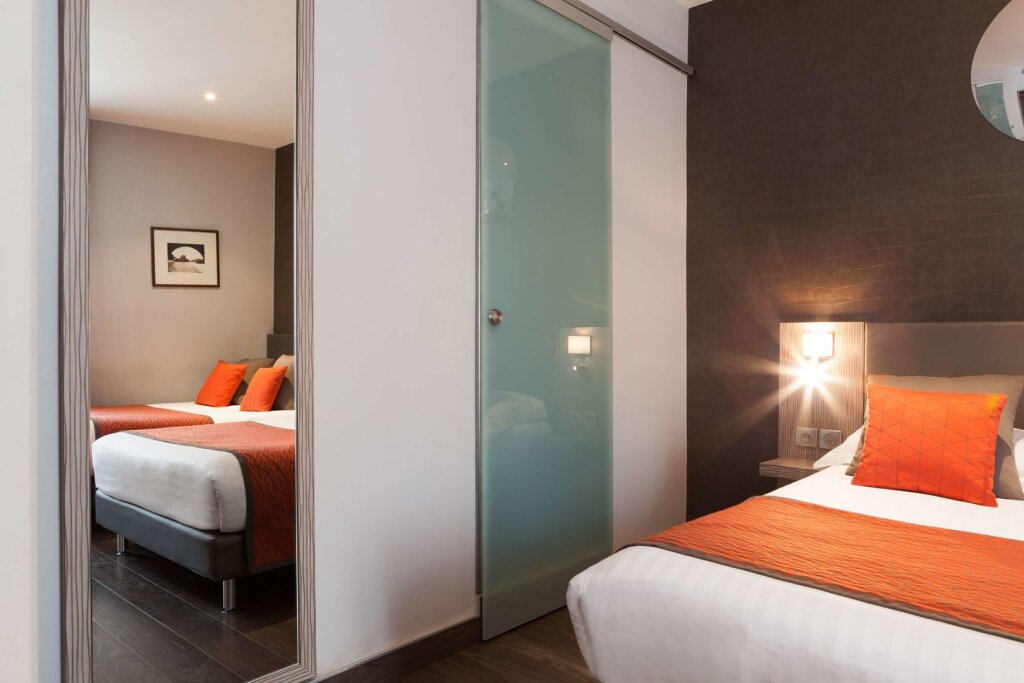 Hotel Acropole 8