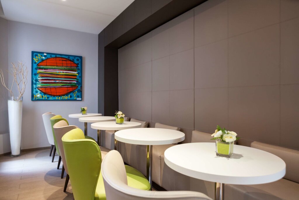 Hotel Acropole 9