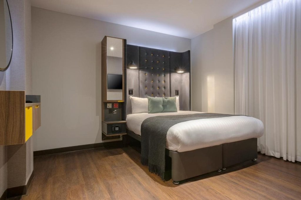 Point A Hotel London Liverpool Street 10