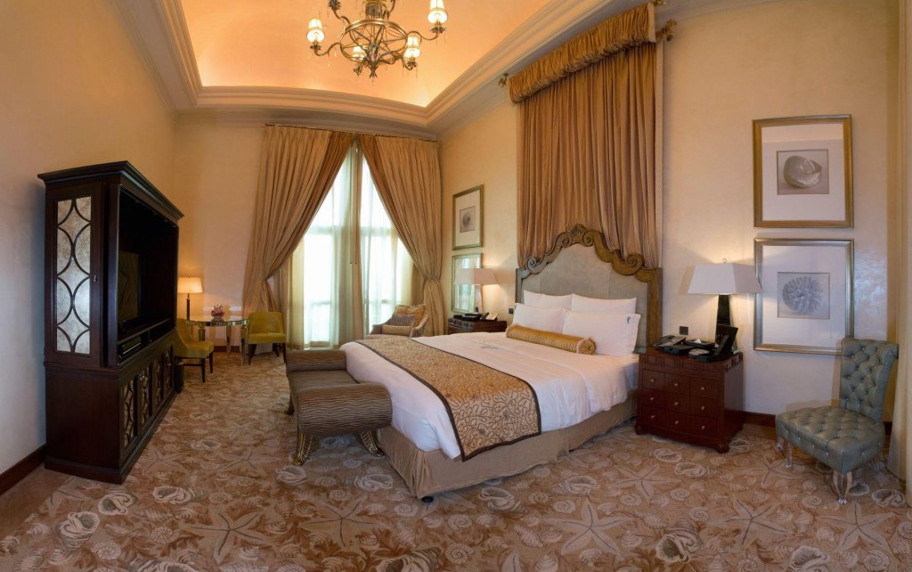 Atlantis, The Palm 21