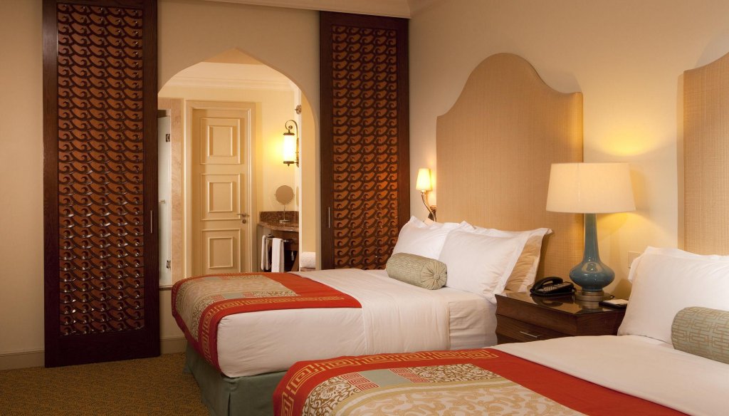 Atlantis, The Palm 8
