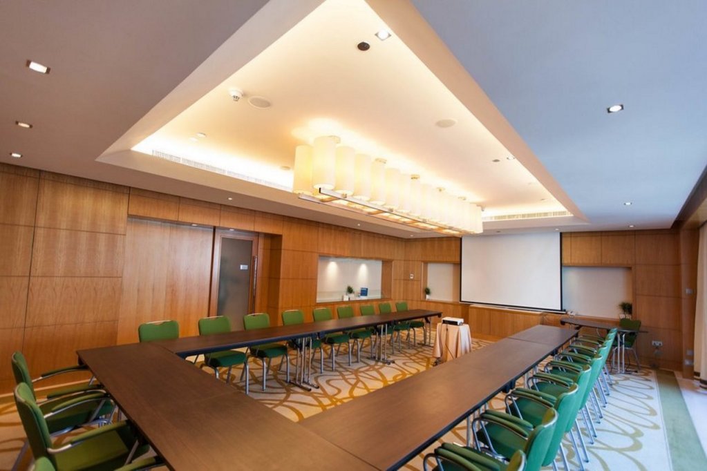 Four Points by Sheraton Sheikh Zayed Road, Dubai 2