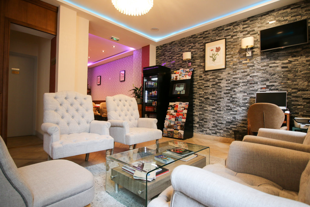 Parc Hotel Paris 8