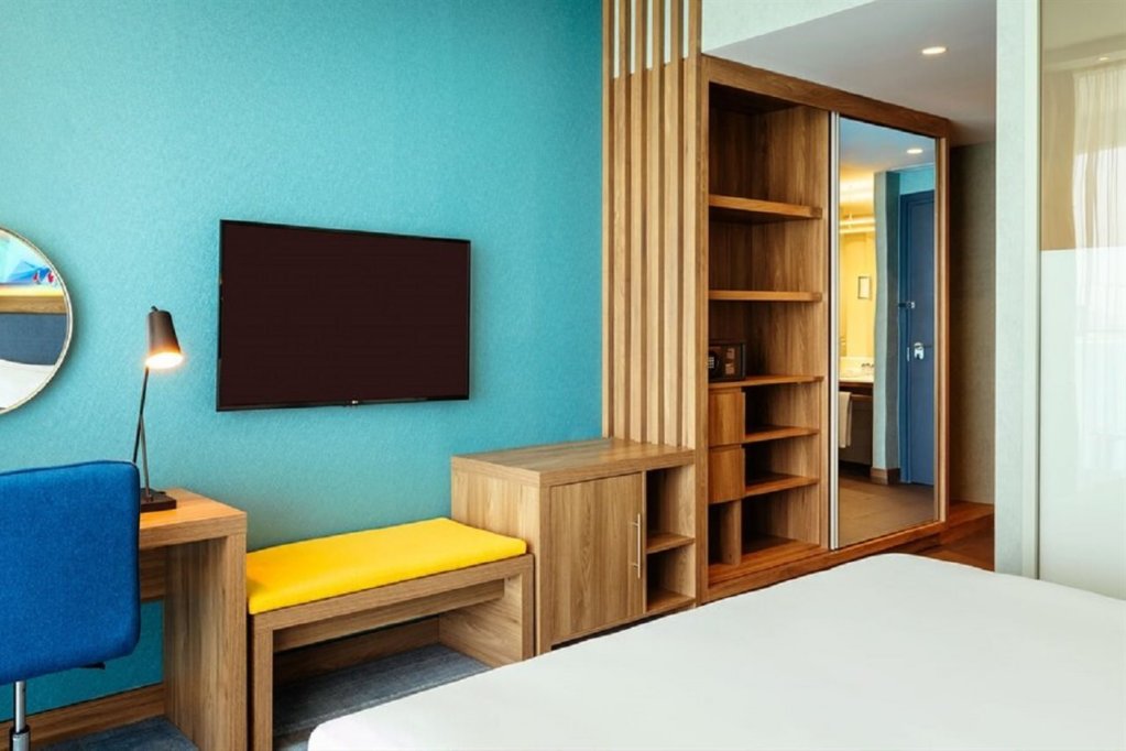 Aloft Palm Jumeirah 8