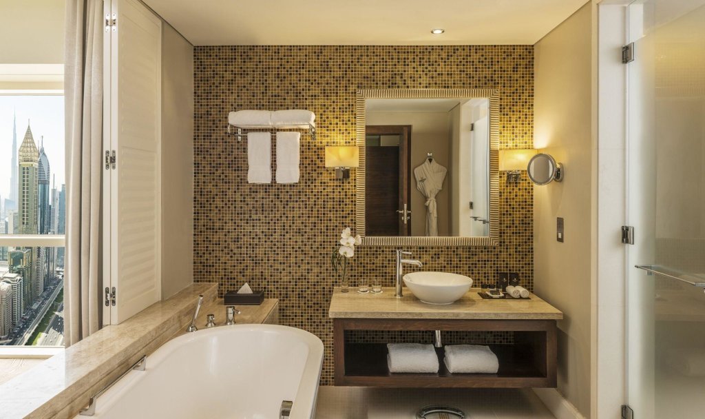 The Tower Plaza Hotel 6