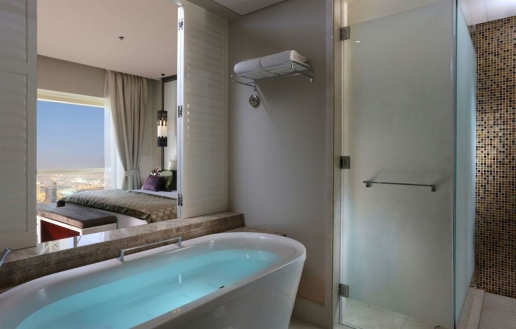 The Tower Plaza Hotel 7