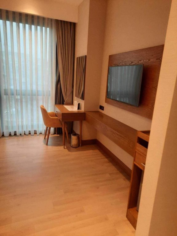 Cher Hotel 10