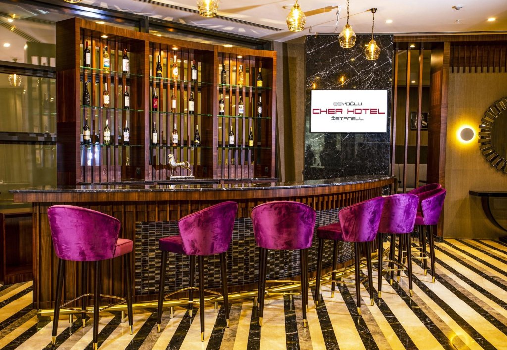 Cher Hotel 6