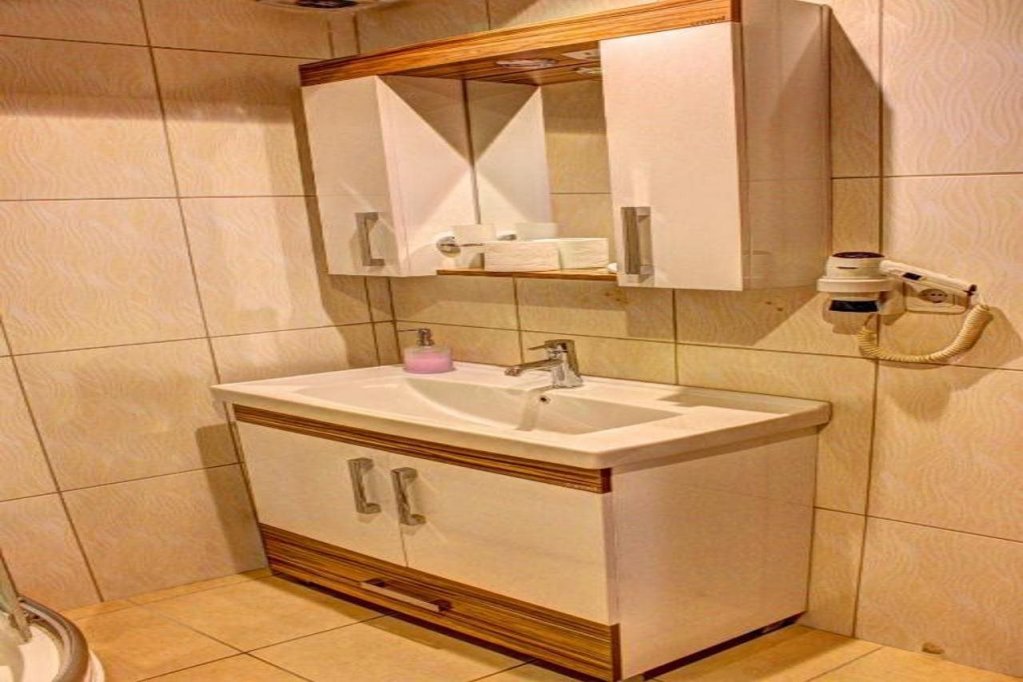 Hotel Real Life 11