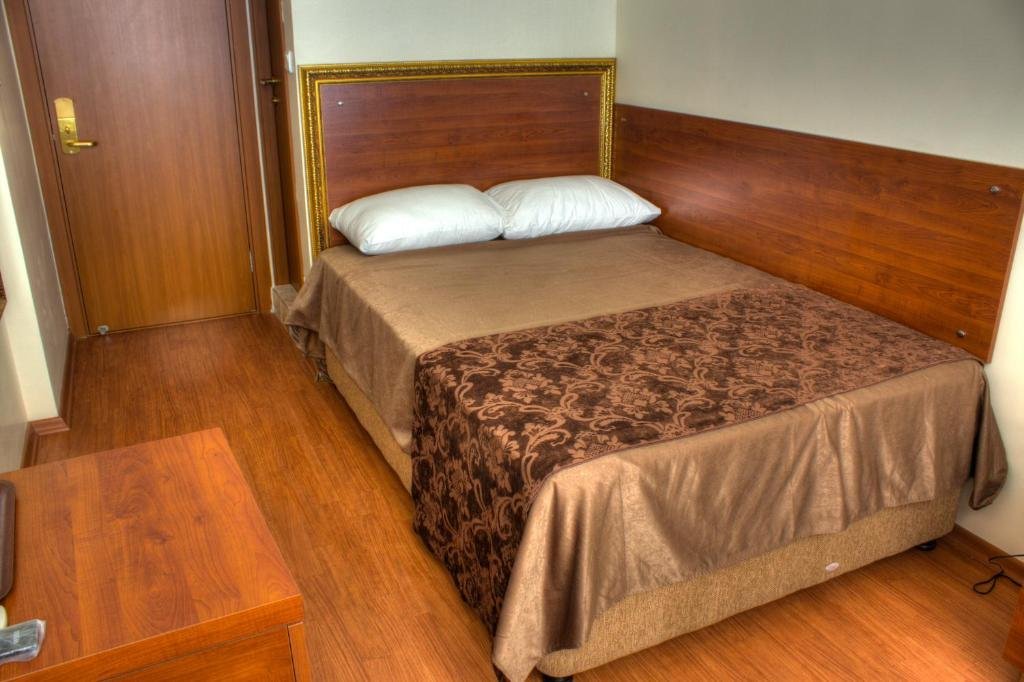 Hotel Real Life 20
