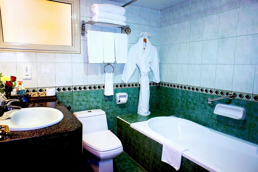 Arabian Courtyard Hotel & Spa 14