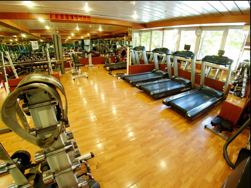 Arabian Courtyard Hotel & Spa 4