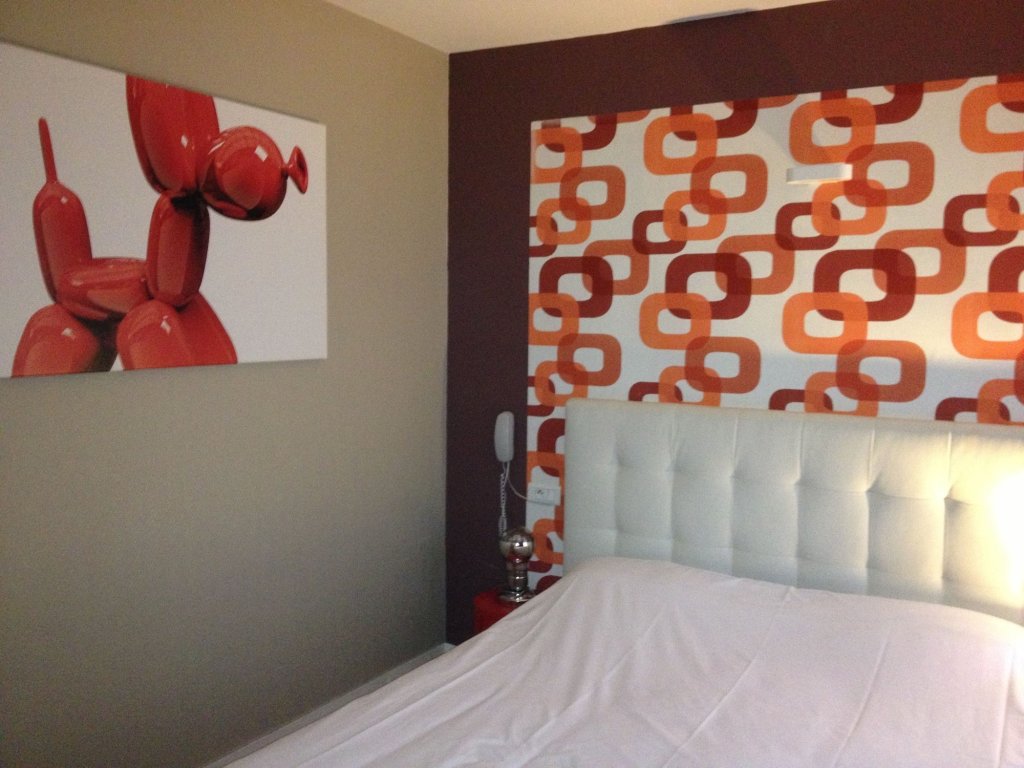 Bobo's Hotel 18