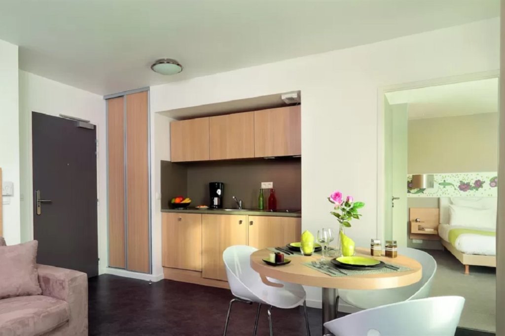 Appart'City Confort Paris Velizy 11