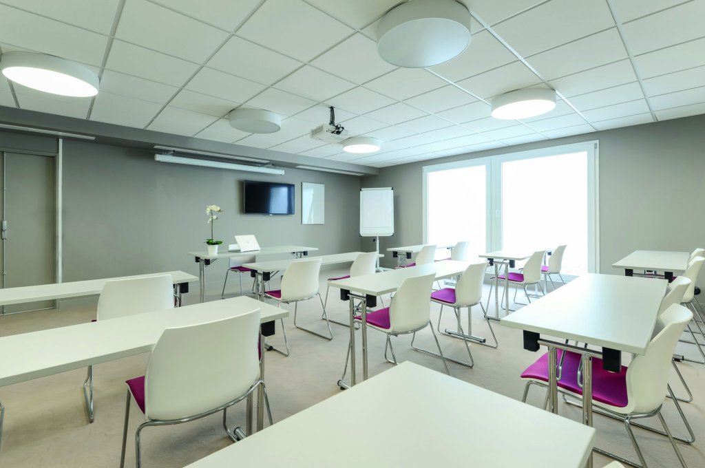 Appart'City Confort Paris Velizy 15