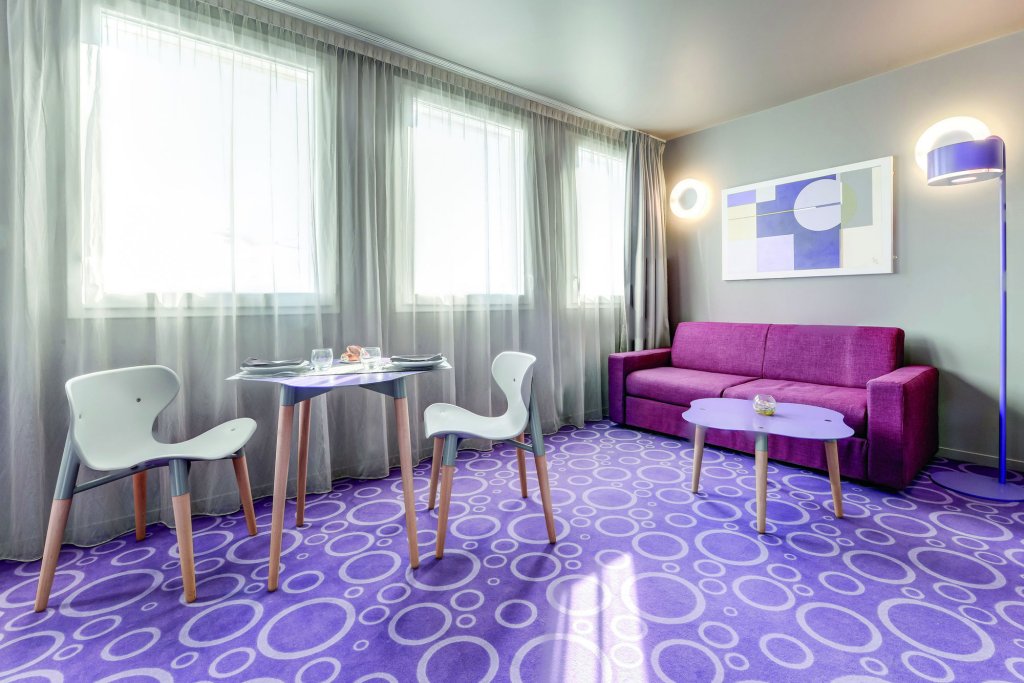 Appart'City Confort Paris Velizy 9