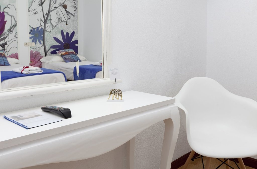 Hostal Vázquez de Mella 15