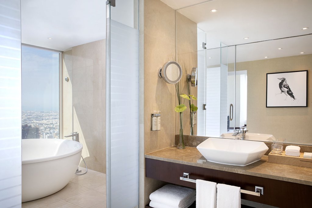 voco Dubai, an IHG Hotel 21