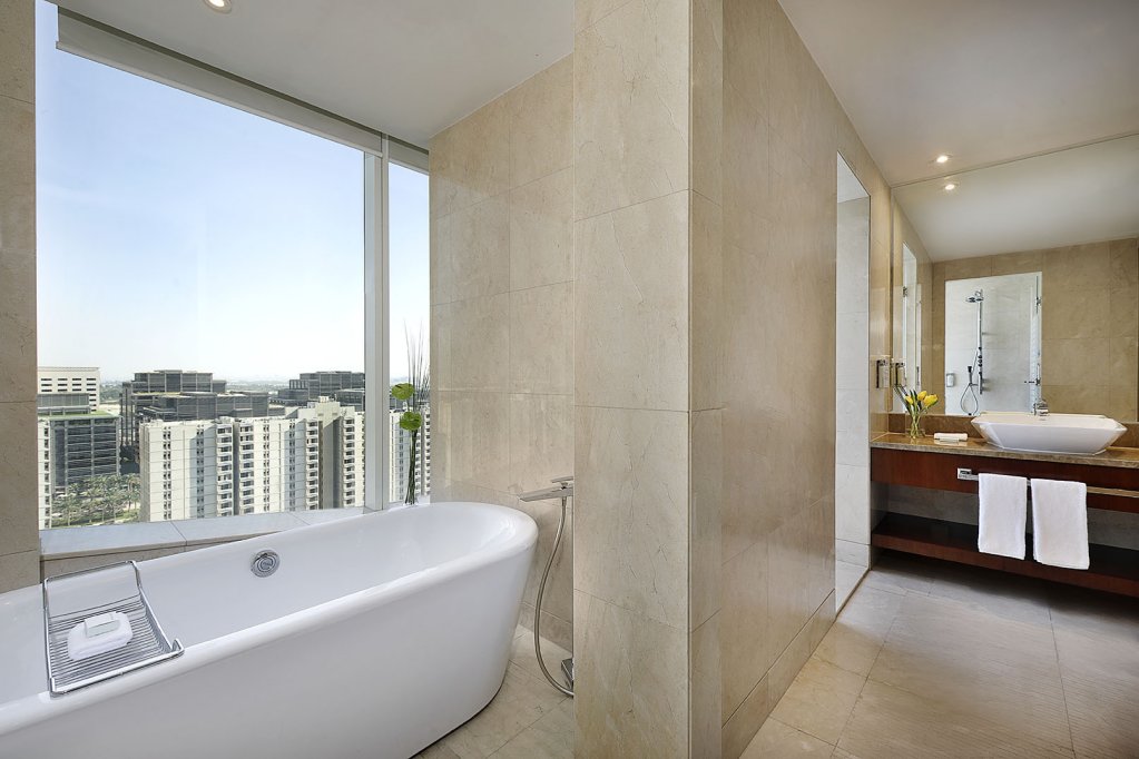 voco Dubai, an IHG Hotel 22