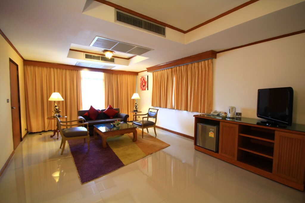 Pinnacle Lumpinee Park Hotel 18