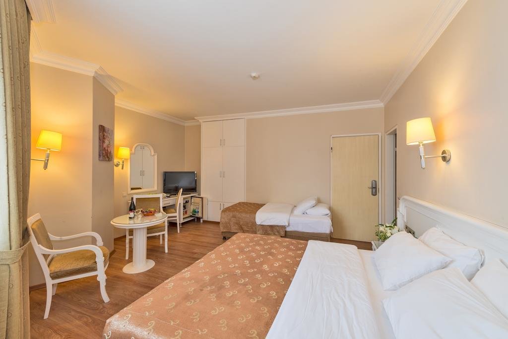 Fuar Hotel 12